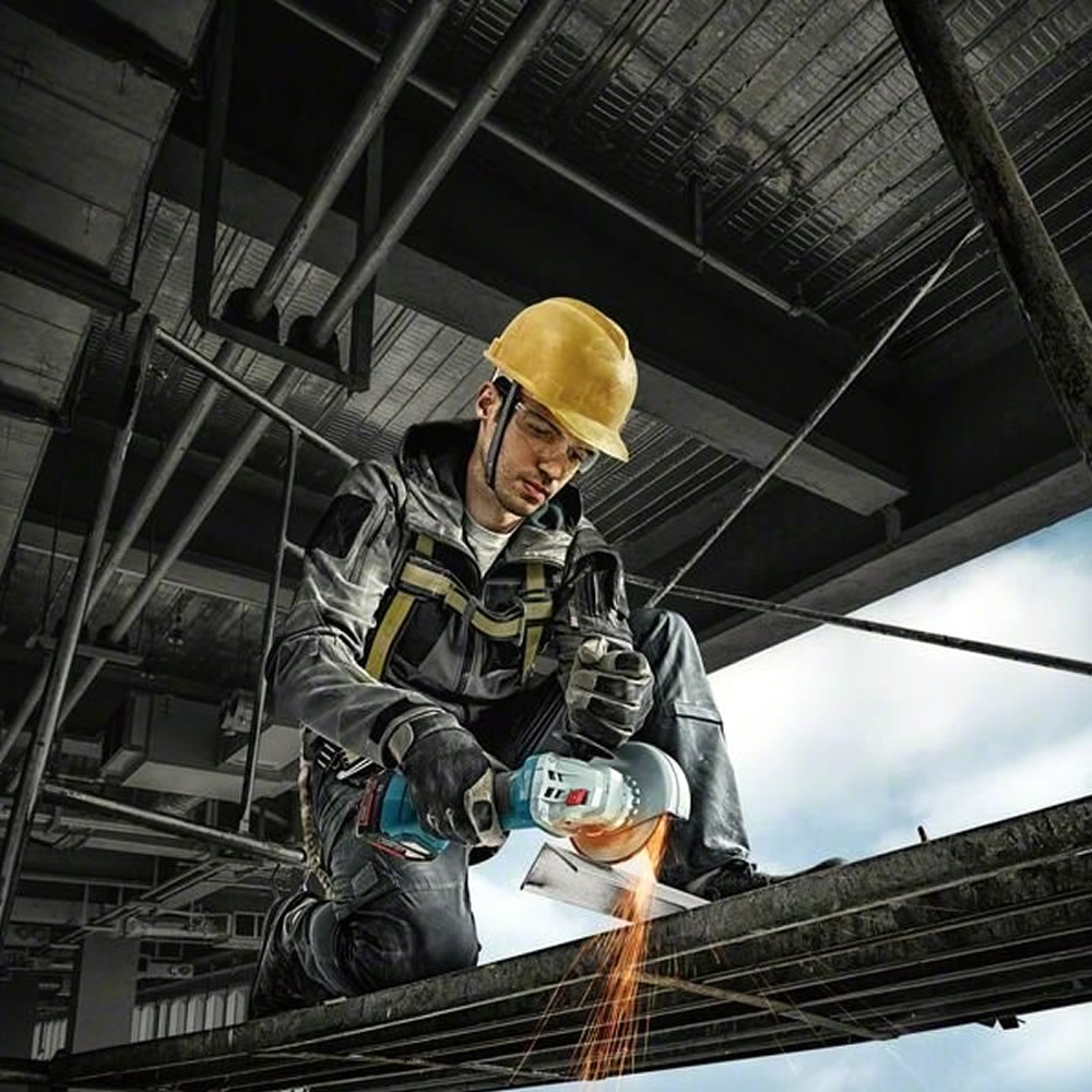 Cordless Angle Grinder GWS 180-LI - Image 3